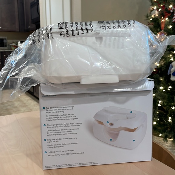 Munchkin Wipe Warmer - Picture 2 of 2